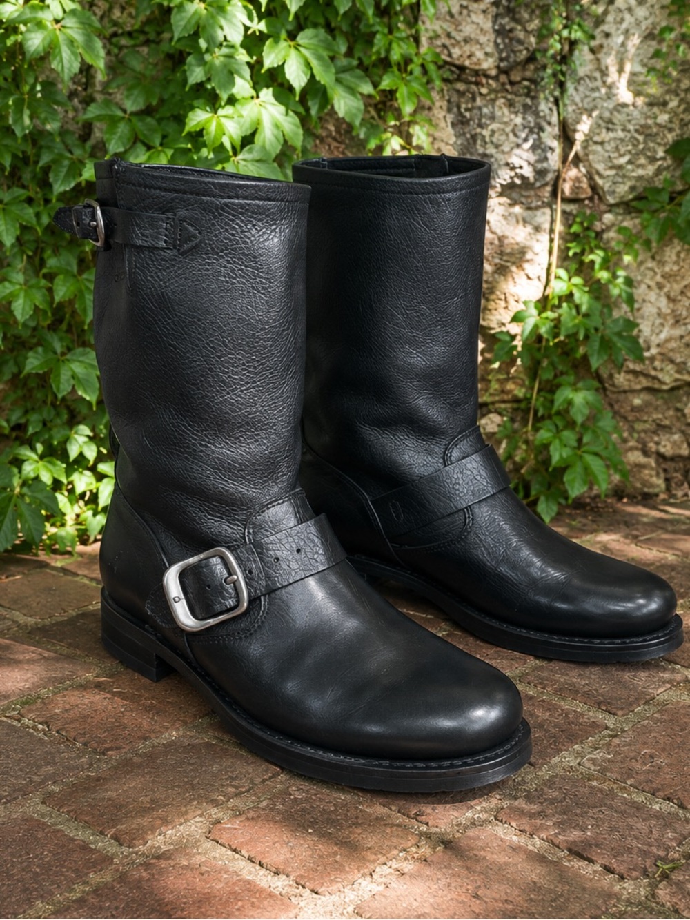 FRYE Veronica Flex Short Black Leather Moto Boots, 7.5B